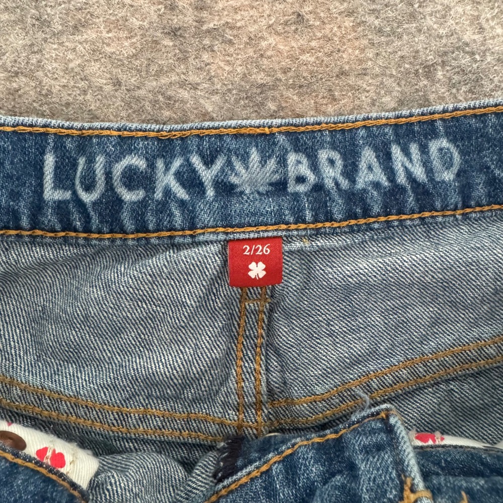 Lucky Brand 2/26 (27x4.5) Blue Embossed Hemp Leaf Clover 90s Midi Denim Shorts - Picture 7 of 13